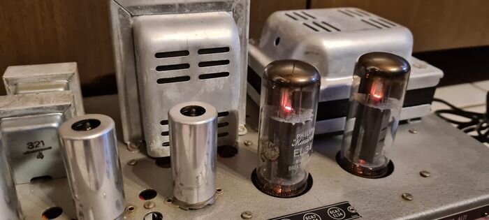 "Теплый ламповый свет".