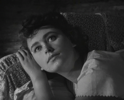 Кадры из фильма "Дело было в Пенькове". 