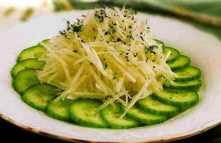 Вариант подачи салата.