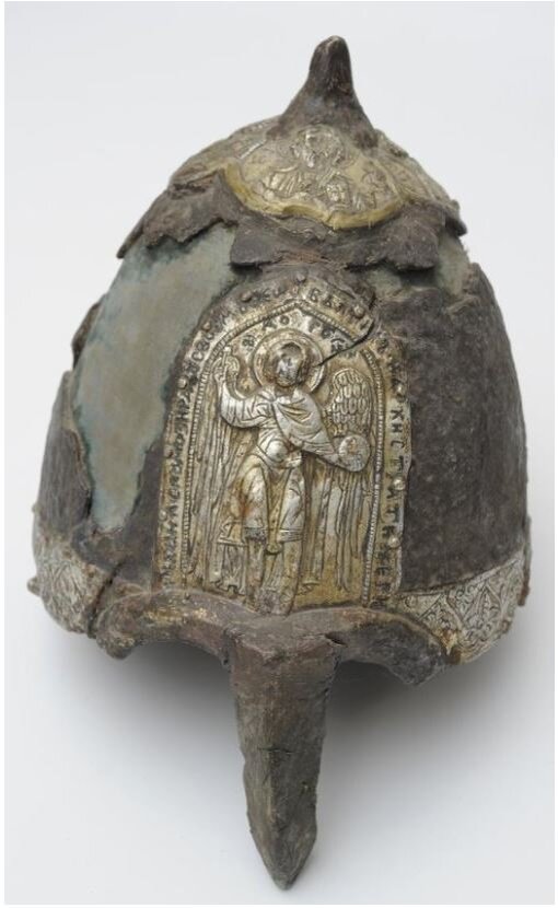 Предполагаемый шлем князя Ярослава Всеволодовича XIII в. Реплика 1983 г. Из собрания ГВСМЗ