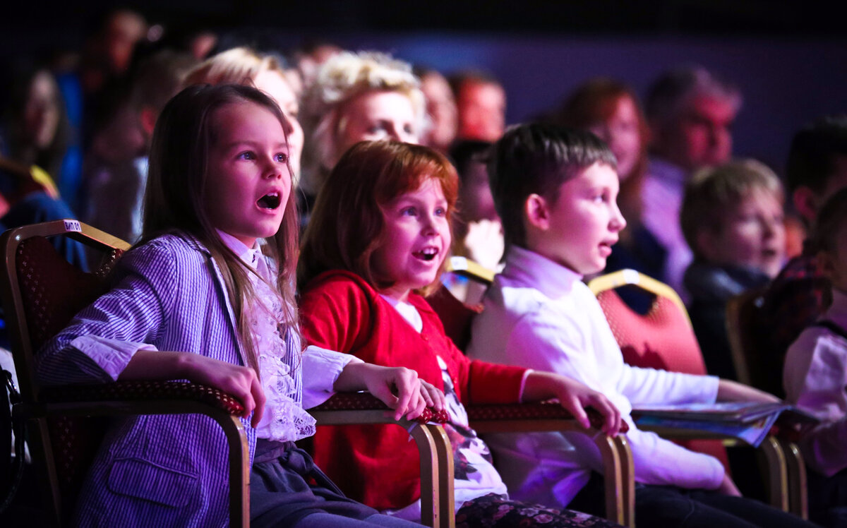 Дети в кинотеатре. Источник: culture.ru