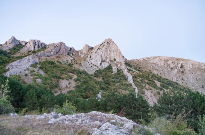 Пейзажи вокруг родника Нефан-Узень. Караби-яйла. Алушта