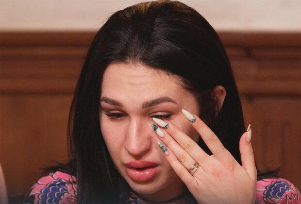 Кадр: реалити-шоу «Рабы любви» / Пятница!