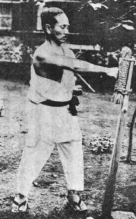 Гитин Фунакоси. Фото из открытых источников. 