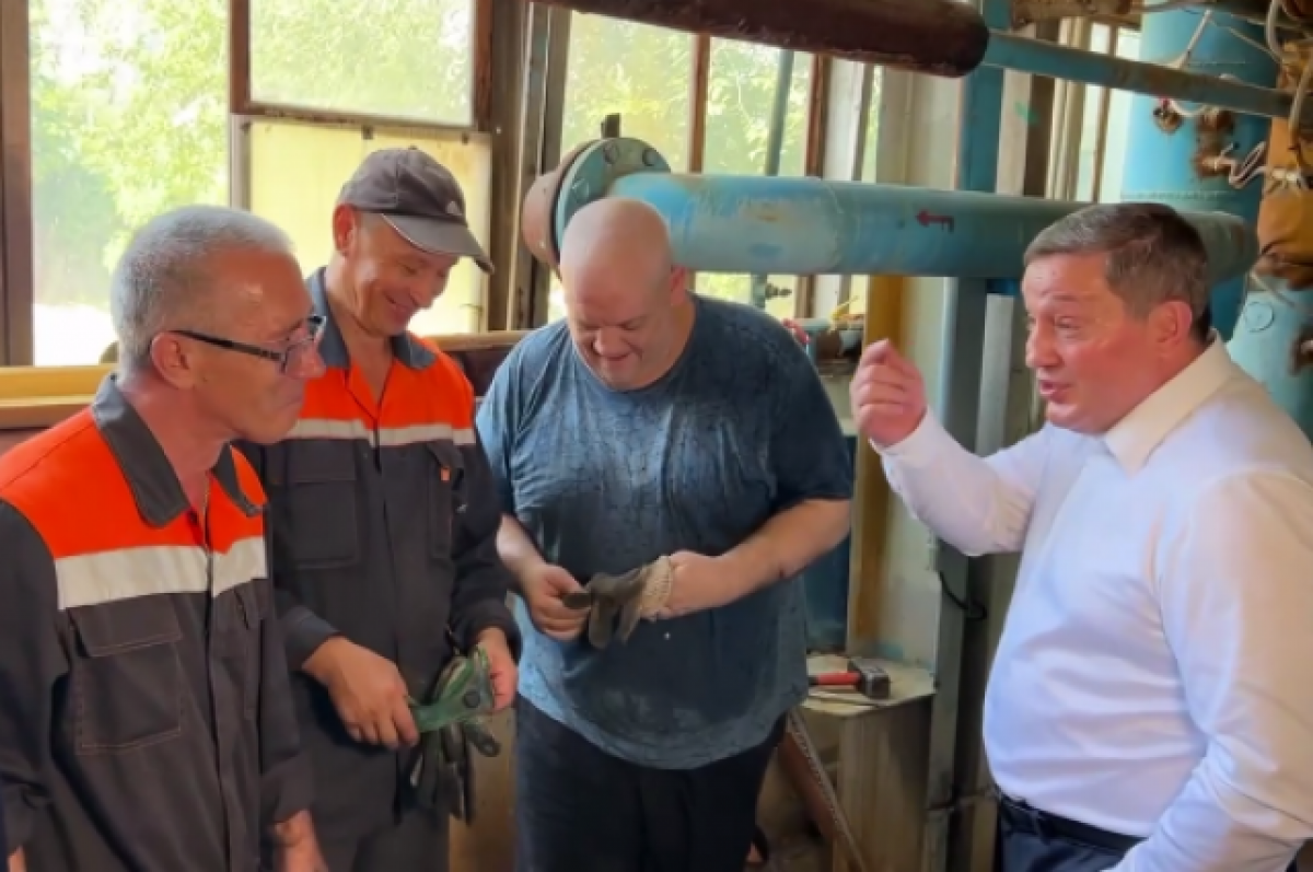    Губернатор Андрей Бочаров: «Нам пока не за что говорить спасибо»