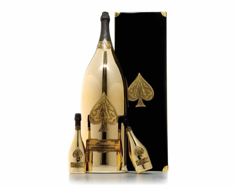 Самая дорогая бутылка шампанского в мире. Armand de Brignac Brut Gold. Арман де Бриньяк Jay z. . Шампанское gout de Diamants.. Armand de Brignac Rose, 30 литров, 2013 - 275 000 долларов.