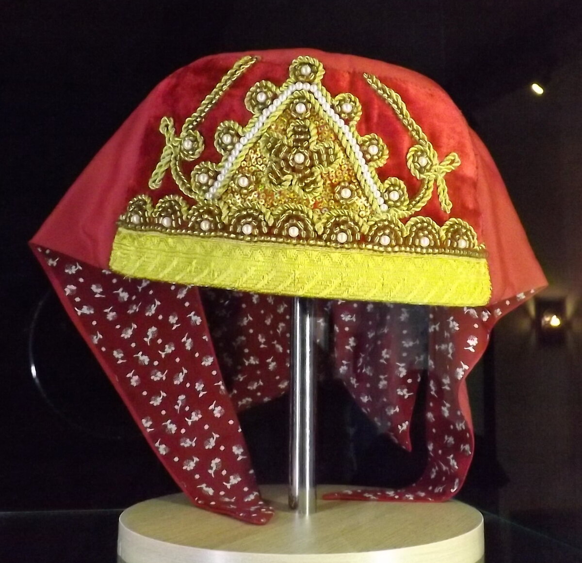 кичка кокошник курской губернии. валяние шляпы. лекало кокошника. кокошник мастер класс. шляпа.