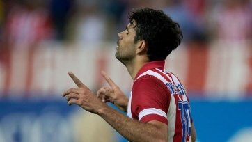 Фото: APИнцидент случился во время ссоры Косты и игрока «Барселоны» Умтити. В какой-то момент в их разговор вмешался Гризманн, который хотел предотвратить конфликт. Это не понравилось Диего Косте.
