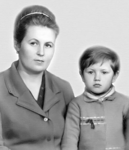 Таисия с мамой 