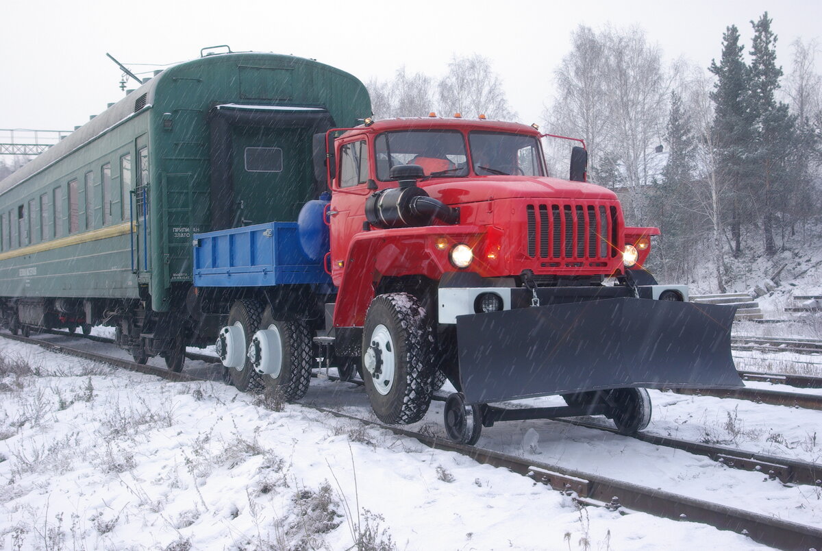 Грузовик на рельсах — уникальный локомобиль МАРТ-3 | Все о грузовиках –  Trucksplanet | Дзен