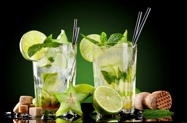 Мохито (Mojito) – самый известный коктейль с ромом