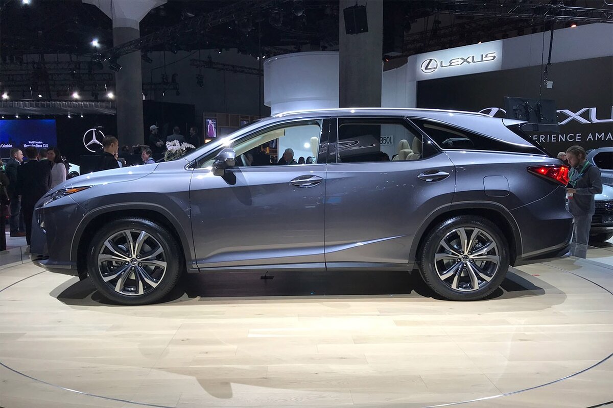 новый лексус rx фото