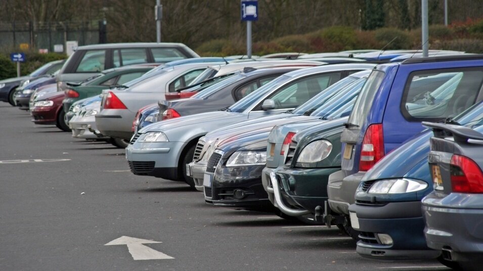 Парковка - место конфликтное. Как оказалось... 