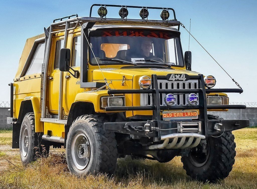 Удался ответ американским огромным пикапам?