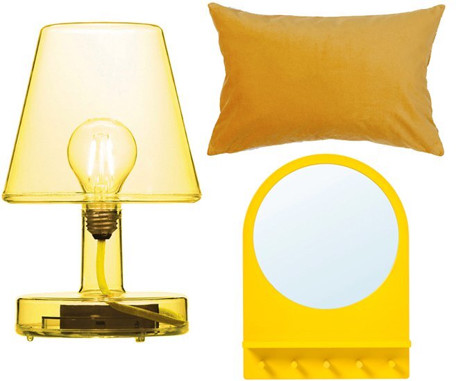 Светильник беспроводной, Fatboy Transloetje, 6990 руб.; бархатный чехол на подушку, H&M, 599 руб.;зеркало с полкой и крючками «Салтрёд», IKEA, 4999 руб.