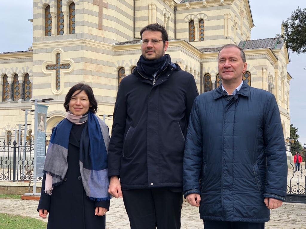 Вито Коменчини с супругой Натальей и депутатом Дмитрием Беликом 