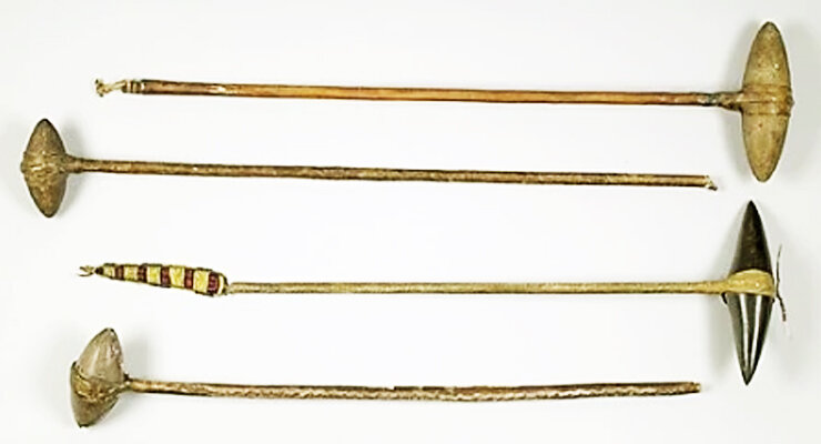 Камень на палке