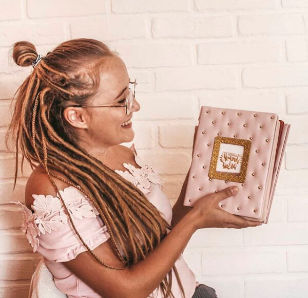 Пост в инстаграм-аккаунте Алины — мастерица с планерами ручной работы