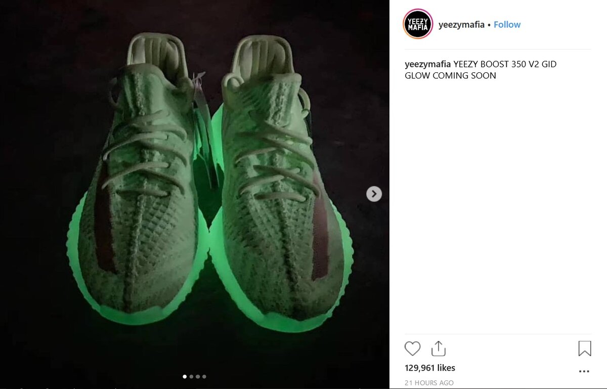 Yeezy boost 350 deals v2 adults glow