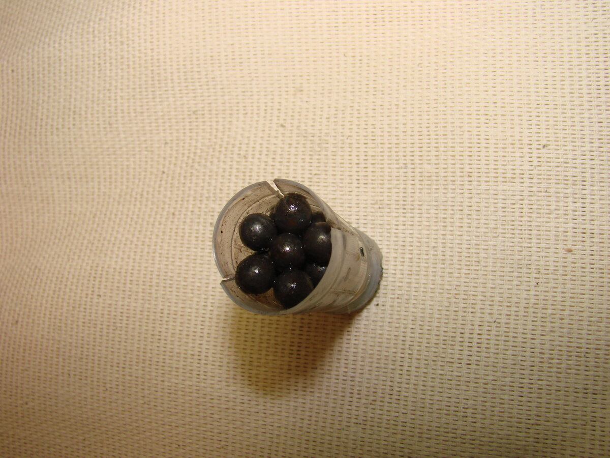 Картечь в пыж-контейнере.