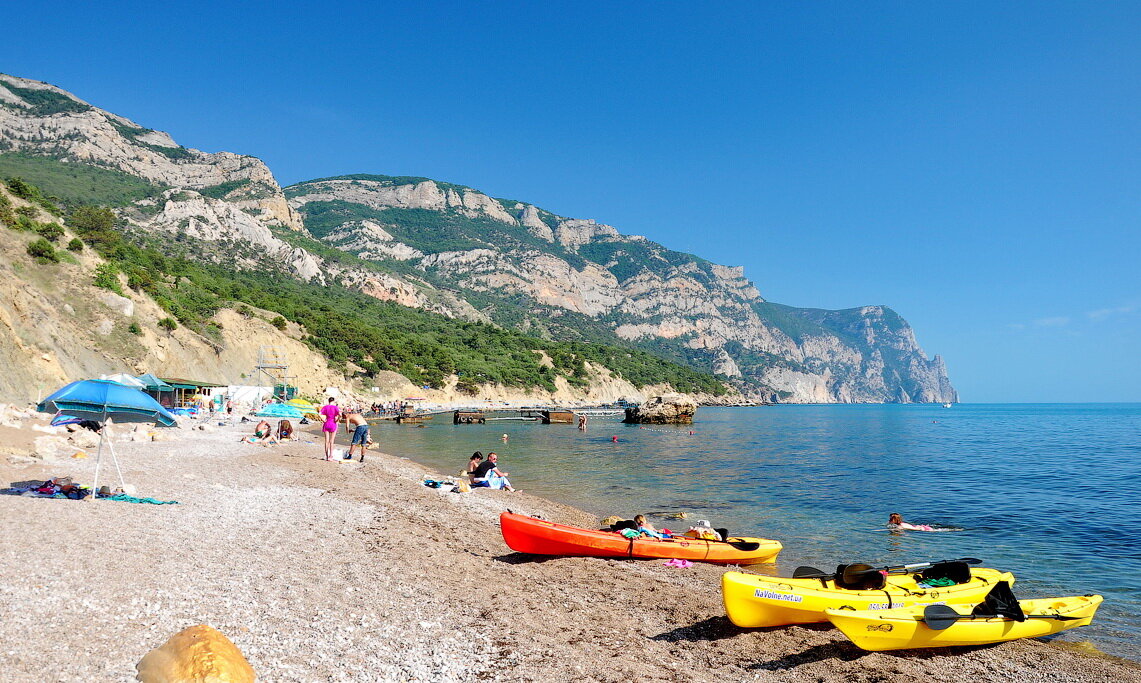Крым. Золотой пляж Балаклавы. 