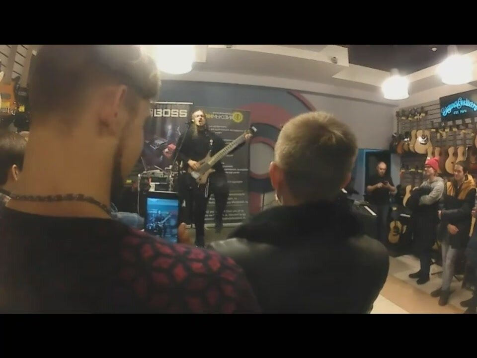 Никита Марченко. Когда и один в поле воин. Ну, или хотя бы в магазине)))