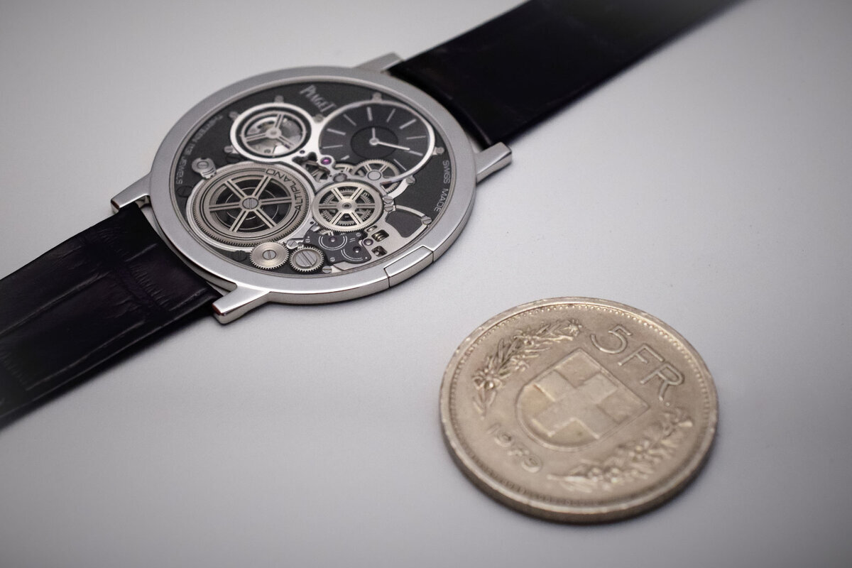 Piaget Altiplano 900P, долгое время считавшиеся самыми тонкими в мире (3,65мм)