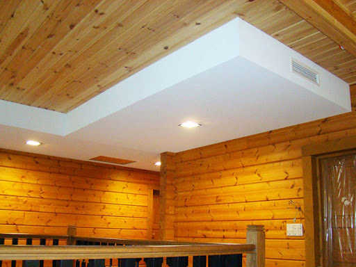 Натяжные потолки в деревянном доме: фото, особенности, отзывы