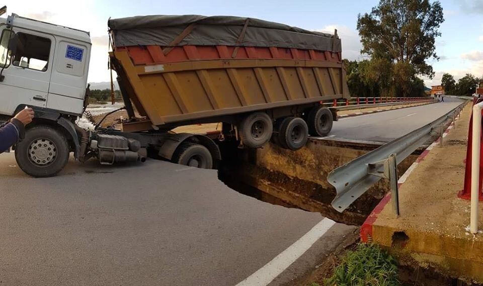 дальнобойщик. георгий николаенко дальнобойщики. американские траки фредлайнер. американскиедольнобойщики. тягач зима ats.