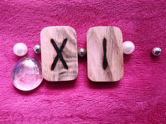 Руна Гебо и Иса