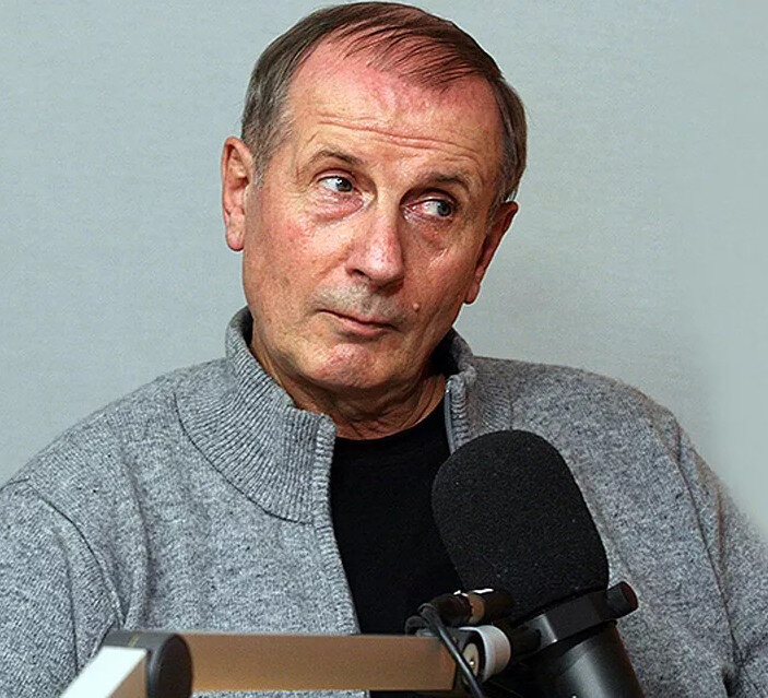 Великий писатель - Михаил Веллер .