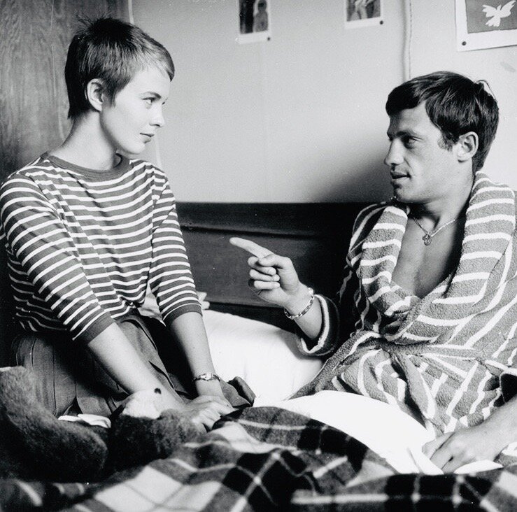 (Кадр из фильма "На последнем дыхании", фото из результатов поисковой выдачи Яндекса)