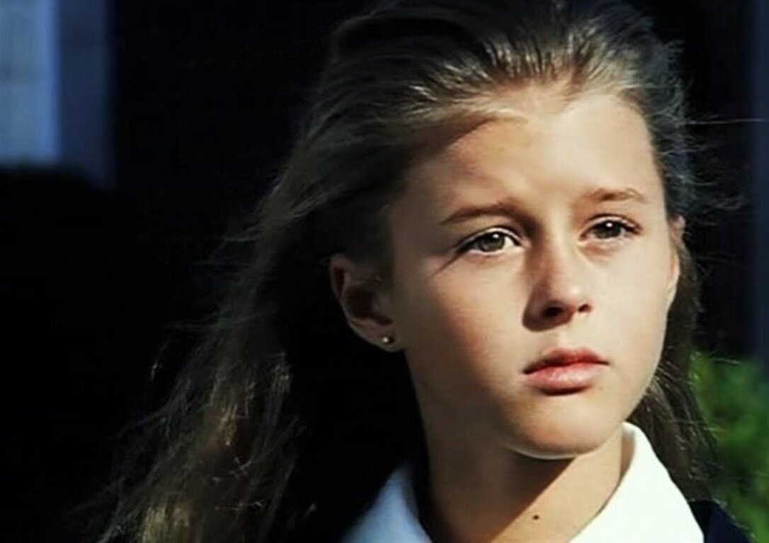 Эллисон Уитбек в фильме «Американская дочь».