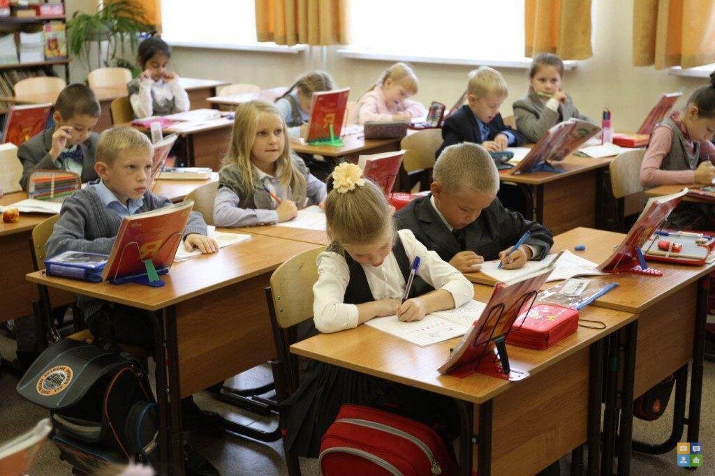 Школьники в этом году остались без каникул