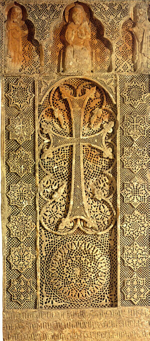 Хачкар армянского архитектора Момика, 1306 год. Фото: wikipedia