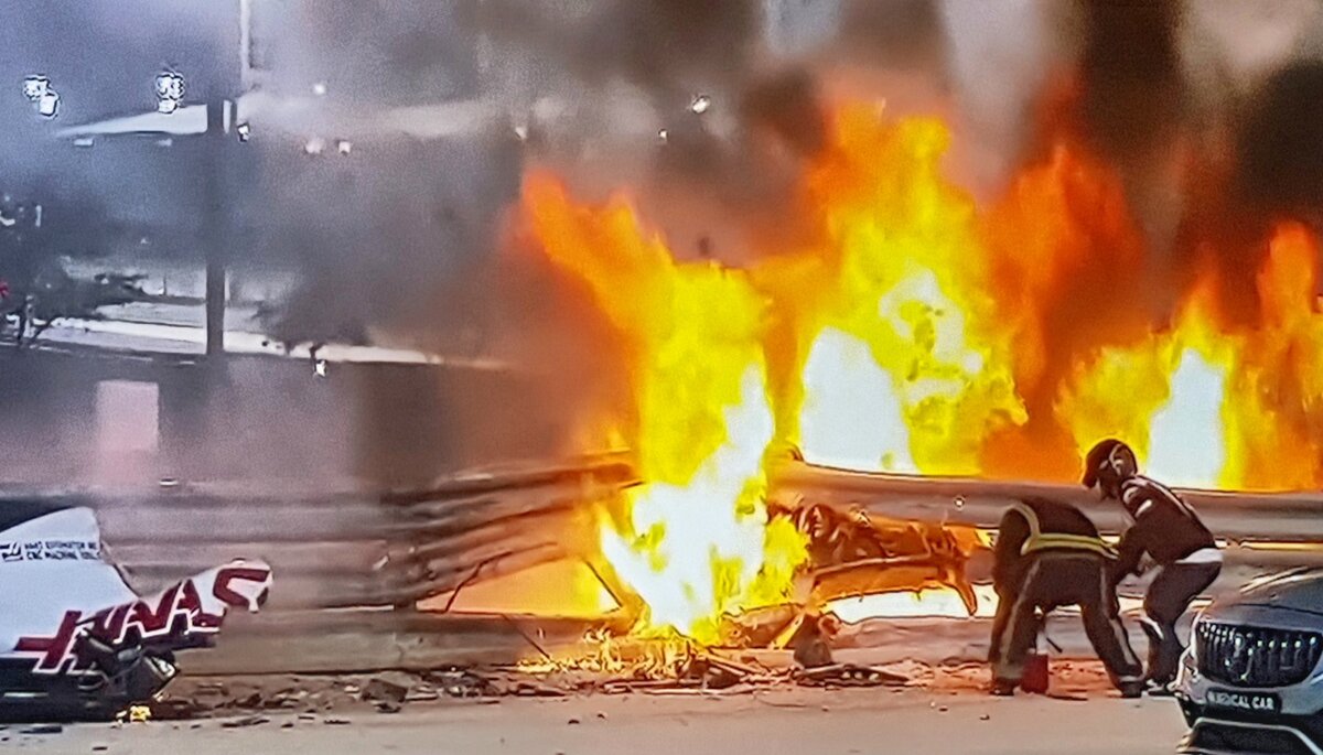 Роман грожан после аварии фото Грожан: После аварии в Бахрейне я стал более счастливым Дзен