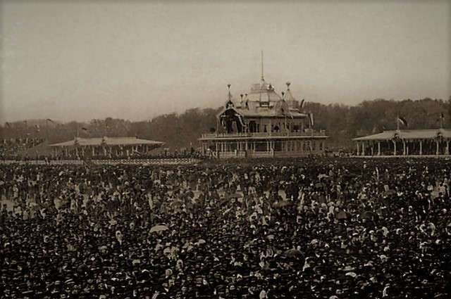 Ходынское поле - фотография взята из свободного доступа
