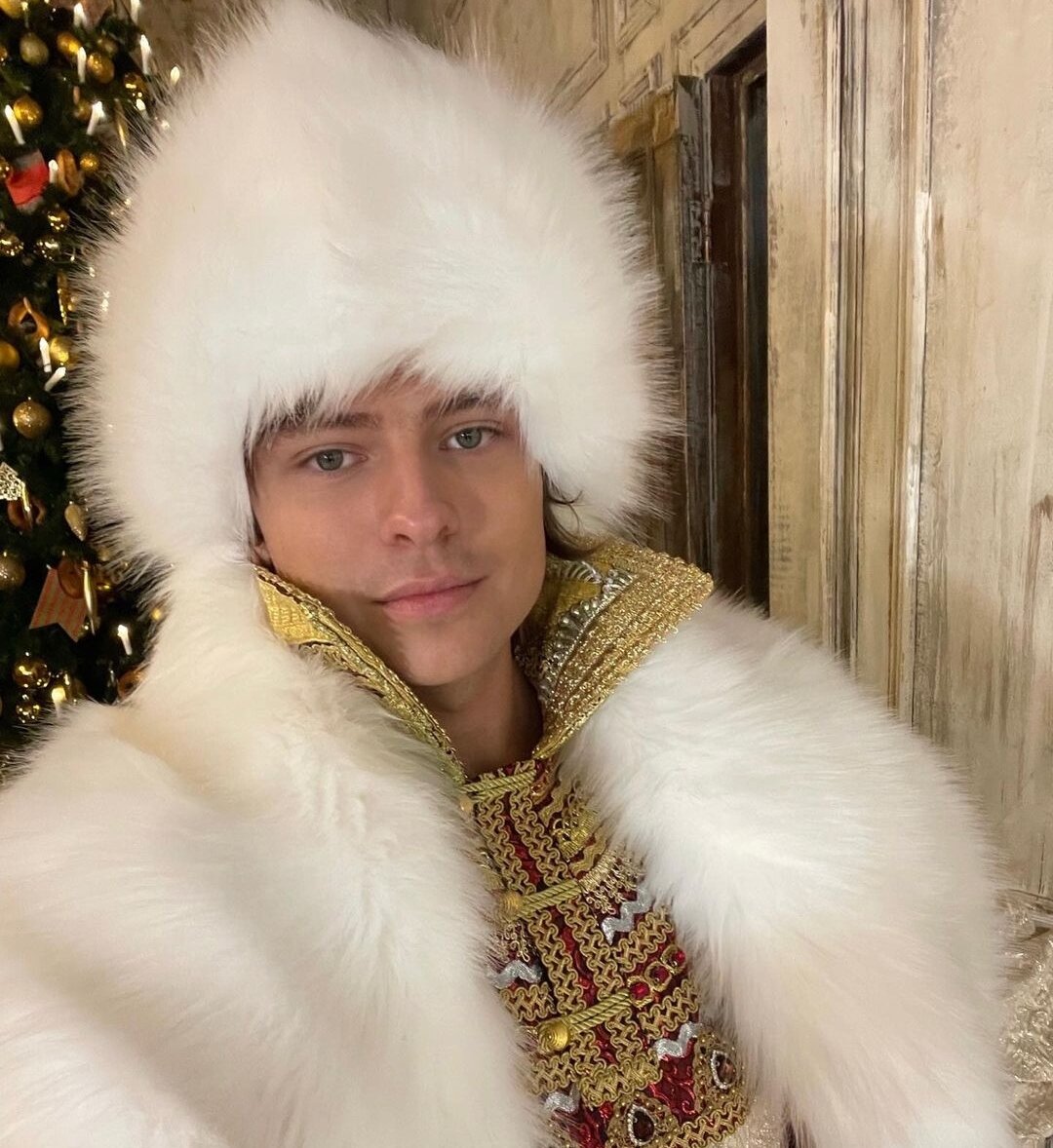 Прохор пишет, что ждет зиму и чудо