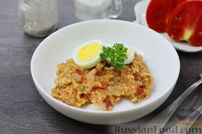 хлопья овсяные, помидоры, лук репчатый, чеснок, тимьян, масло растительное, соль, перец чёрный молотый