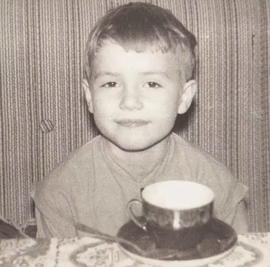 Владимир Стогниенко в детстве