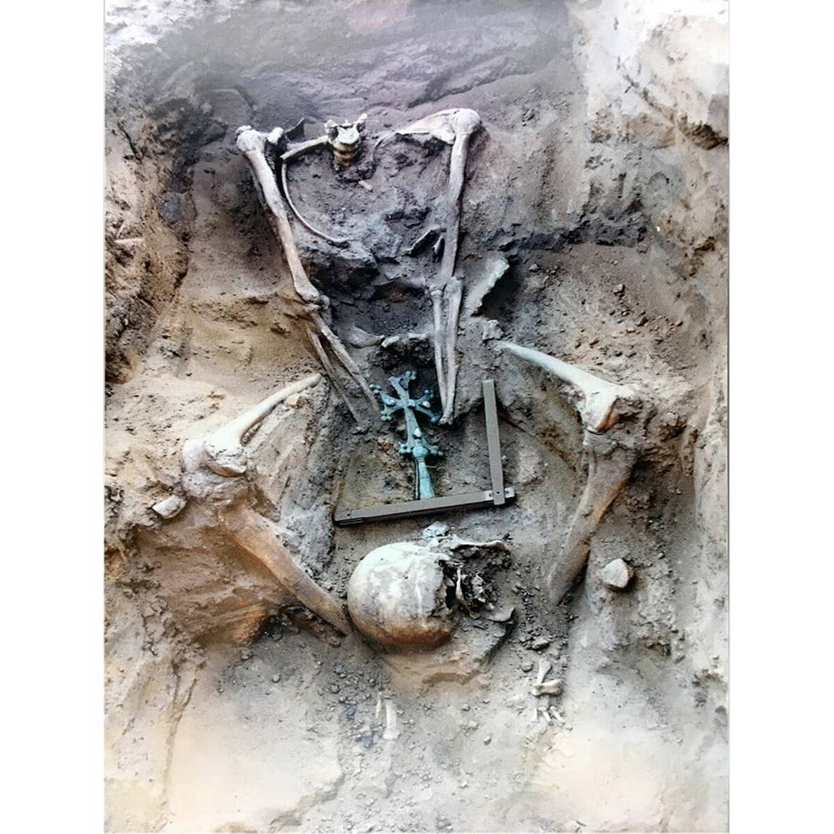 погребение в сидячем положении