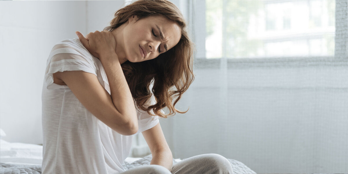 Боль в шее является крайне неприятной и отвлекающей от нормальной жизни.