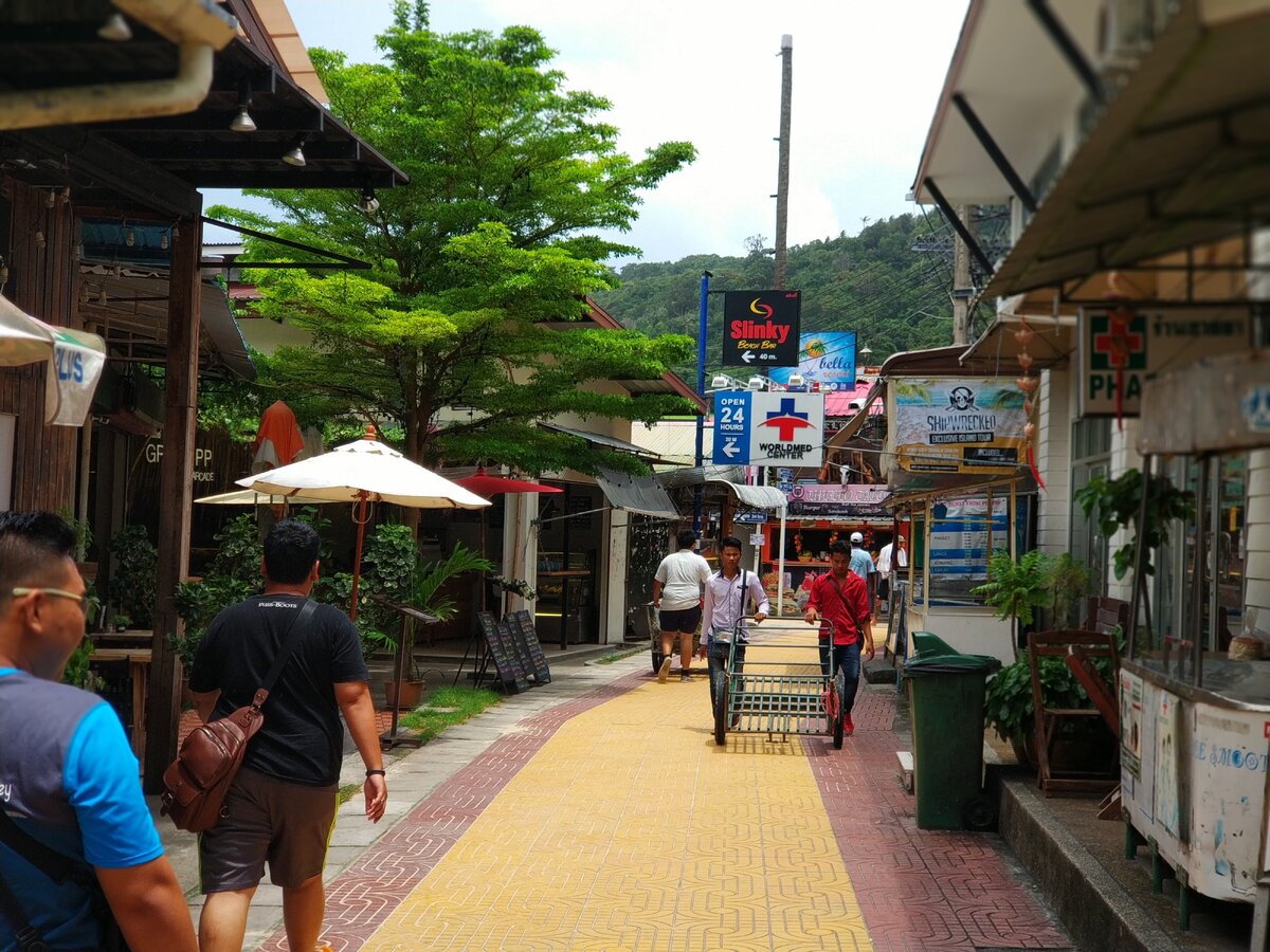 Yellow brick road