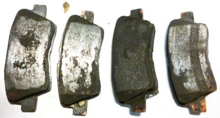 колодки были поставлены на сильно изношенные диски  еще фото>>>