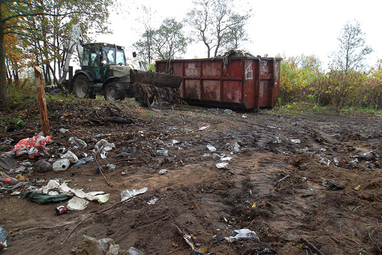 Несанкционированая свалка в Санкт-Петербурге. Фото с сайта Gov.spb.ru