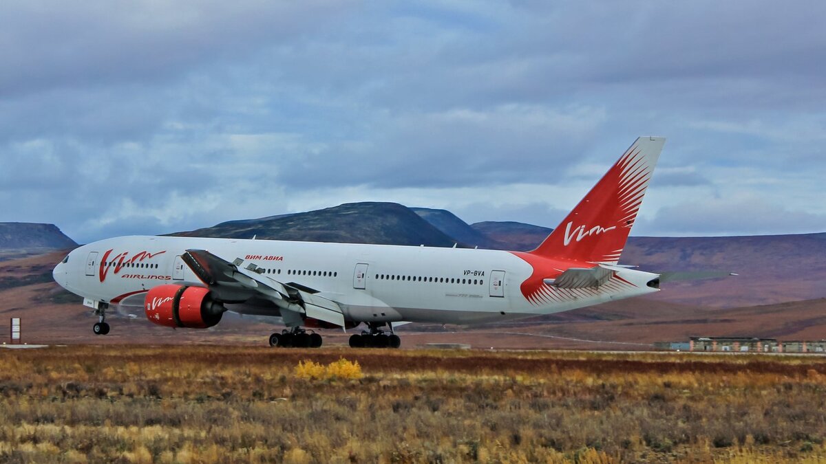 Анадырь билеты на самолет. Боинг 777 ВИМ авиа. ВИМ авиа Боинг 747. Boeing 737-500 ВИМ авиа,. Boeing 777 Анадырь.