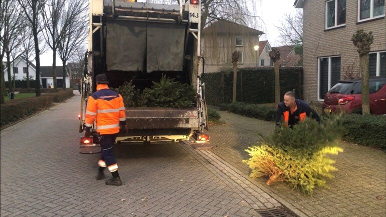 https://www.omroepbrabant.nl/nieuws/2912758/Houdoe-kerstbomen-Bossche-afvaldienst-haalt-afgedankte-bomen-op