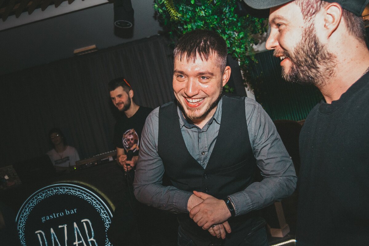 Тот самый момент, когда ты можешь себе позволить одеть рубашку которая раньше не застёгивалась.