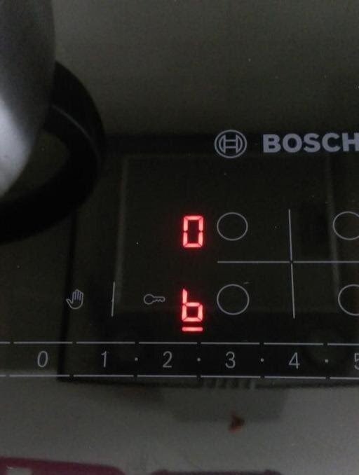 Панель управления варочной панели. Варочная панель бош pke611d17e. Как отключить плиту бош. Варочная панель bosch заблокировалась. Как отключить плиту бош.