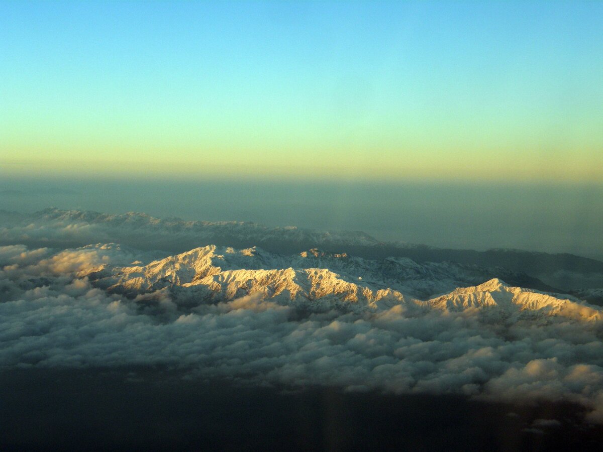 "Лучше гор могут быть только горы"  В. С. Высоцкий  хребет Кухруд. фото Е. Семенова